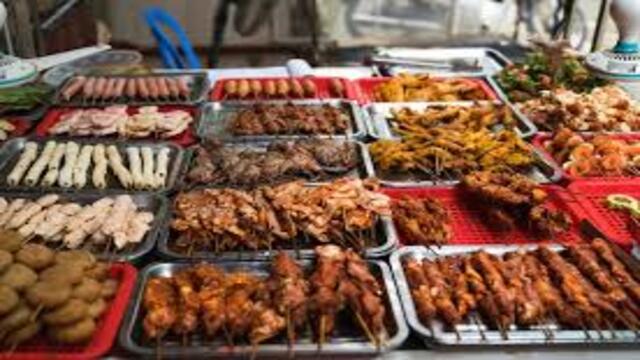 Street Food Paling Laris